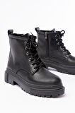 812-296 Siyah Bağcıklı Fermuarlı Günlük Kadın Bot