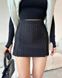 Siyah - Çift Yırtmaçlı Çizgili Şort Etek