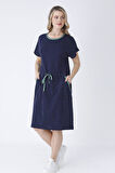 Kadın Lacivert Kuşaklı Cepli Biyeli Pamuklu Elbise