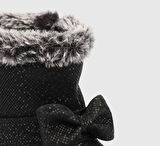 Siyah Kız Çocuk Bot