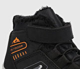 Siyah Erkek Çocuk Bot