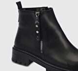 Siyah Kadın Bot