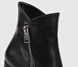 Siyah Kadın Bot