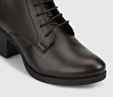 Kahve Deri Kadın Bot
