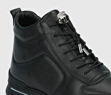 Siyah Deri Kadın Bot