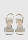 Beyaz Kadın Topuklu Sandalet
