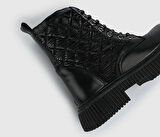 Siyah Kız Çocuk Bot