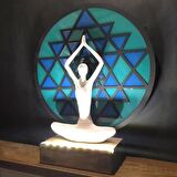 Veraart Epoksili Işıklı Kişiselleştirilebilir Sri Yanta Yoga Yapan Kadın Gece Lambası Dekoratif Obje  