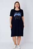 Lacivert Cepli Nakış Ve Taş Detaylı Viskon Kadın Büyük Beden Kısa Kollu Elbise