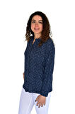 Kadın V Baskılı Düğmeli Viscon Bluz BGL-ST04272