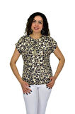 Kadın Kısa Kol Baskılı Bluz BGL-ST04705