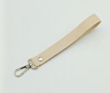 Tek Kat Suni Deri Krem Renk Elcik Gümüş Metal