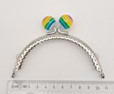 10.5 cm Renkli Şeker Başlıklı Cüzdan Çanta Klipsi Bursu Gümüş Metal