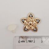 Plastik Çiçek Model Süs Light Gold Renk