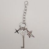 Gümüş Renk Anahtarlı Çanta Süsü