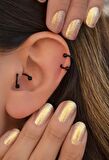 Kıvrımlı Çelik Spiral Piercing 6 mm Tragus Helix Kıkırdak Siyah