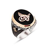 Amberkan ​Gümüş Özel Kesim Oniks Taş Üstü ve Kenarları Osmanlı Tuğralı İşlemeli Yüzük