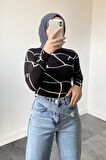 Bisiklet Yaka Geometrik Desenli Body Siyah