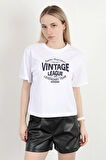 Kadın Bisiklet Yaka Vintage Baskılı T-Shirt Beyaz - 925021