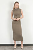 Kadın Dik Yaka Büzgü Detaylı Dokulu Elbise Haki - MS0000588