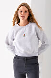 Kadın Bisiklet Yaka Gözlüklü Ayı Nakışlı 3İp Crop Sweatshirt Gri - 2671