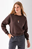 Kadın Bisiklet Yaka Gözlüklü Ayı Nakışlı 3İp Crop Sweatshirt Kahverengi - 2671