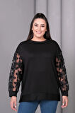 Kolları Tül Çiçek Aplikeli Bluz