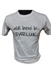 Aldi Beni Bi Darluk Baskılı Pamuklu Likralı T-shirt (Siyah Yazılı Beyaz) L Beden