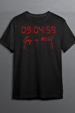 Atatürk İmza Baskılı Pamuklu Likralı T-shirt (Kırmızı Yazılı Siyah) M Beden