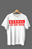 Bizde Her Şey Normal Baskılı Pamuklu Likralı T-shirt (Kırmızı Yazılı Beyaz) XL Beden