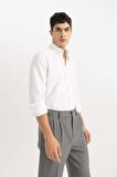 DeFacto Beyaz Modern Fit Polo Yaka Petek Dokulu Basic Düz Uzun Kollu Gömlek B7383AX24SPWT34