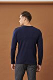 Erkek Lacivert Standart Fit Normal Kesim Bisiklet Yaka Desensiz Basic Triko Kazak