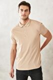 Erkek Çekmeyen Pamuklu Kumaş Slim Fit Dar Kesim Açık Bej-Beyaz Kıvrılmaz Polo Yaka Tişört