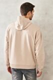 Erkek Bej Oversize Bol Kesim Kapüşonlu Yaka Baskılı Sweatshirt