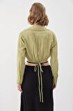 Beli Halka Detaylı V Yaka Lastikli Crop Bluz