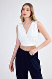 Sıfır Kol V Yaka Crop Modal Bluz
