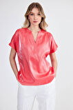 Hakim Yaka Parlak Kumaş Kısa Kol Bluz
