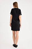 Hakim Yaka Düğmeli Kısa Kol Cepli Elbise