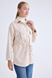 Beli Bağcıklı Kapak Cepli Düğmeli Ceket