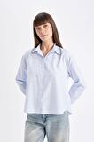 DeFacto Oversize Geniş Kalıp Çizgili Düğmeli Oxford Uzun Kollu Gömlek D4513AX24AUBE503