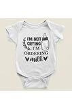 Ağlamıyorum Süt Sipariş Ediyorum Yazılı Pamuklu Yumuşak Unisex Çıtçıtlı Body Zıbın