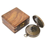 Büro Ev Ofis Hediyesi için Ahşap Kutulu Stil Prestij Pusula