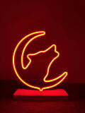 Kurt Figürlü Kırmızı Neon Gece Lambası