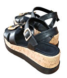 Castle Black 35182 Kadın Tokalı Dolgu Taban Sandalet Siyah