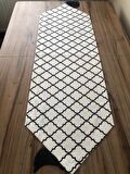 BEYAZ ZEMİN SİYAH DESENLİ MOROCCAN RUNNER