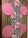 ZİGZAG ZEMİN ÜZERİNE PEMBE GÜL DESENLİ RUNNER & SUPLA