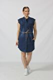 Kemer Detaylı Düğmeli Sıfır Yaka Dizüstü Kot Elbise
