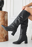 Sivri Burun Diz Altı Körüklü Topuklu Çizme Cilt Siyah Topuk Boyu 6 Cm