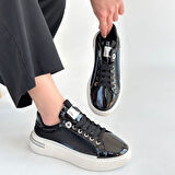 Beyaz Tabanlı Paraşüt Detaylı Ortopedik Bağcıklı Spor Ayakkabı Rugan Siyah Topuk Boyu 3 Cm