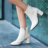 Yandan Fermuarlı Topuklu Bot Cilt Bej Topuk Boyu 7 Cm